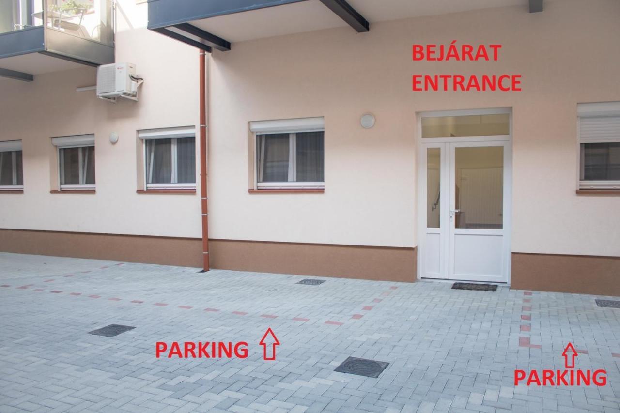 Trika Apartman Шарвар Экстерьер фото