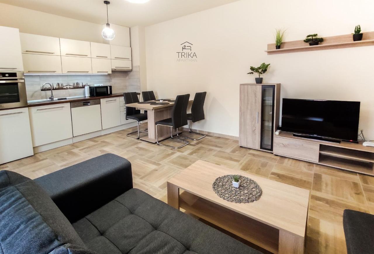 Trika Apartman Шарвар Экстерьер фото