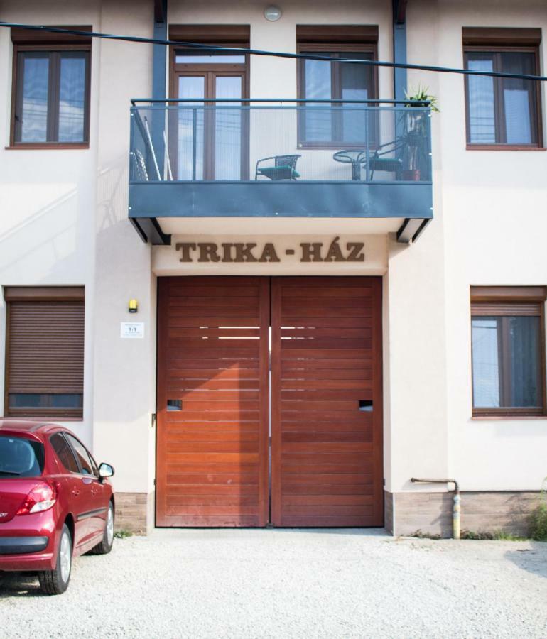Trika Apartman Шарвар Экстерьер фото